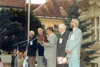  Ze zahjen ME 