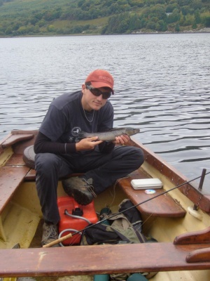  Roman Jorka s nejvetsim potocakem na jezere Caragh 